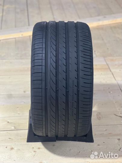 Pace Impero 275/40 R22