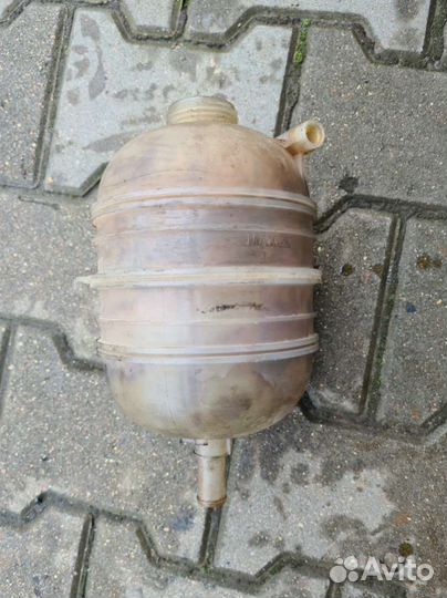Расширительный бачок Peugeot 206 1 9647777280