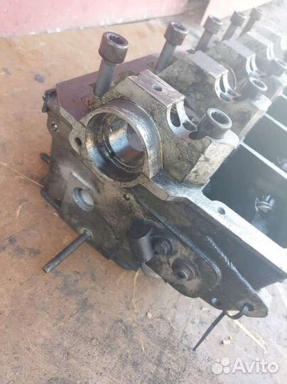 Головка блока цилиндров Volkswagen Passat B5 03810