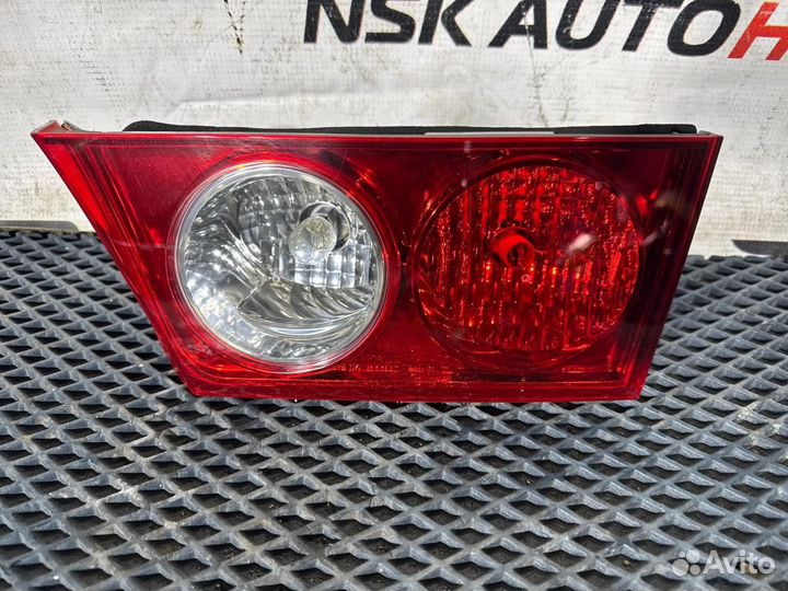 Стоп в крышку багажника правый Honda Accord CL9