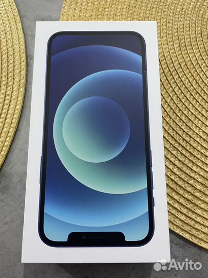 iPhone 12, 64 ГБ
