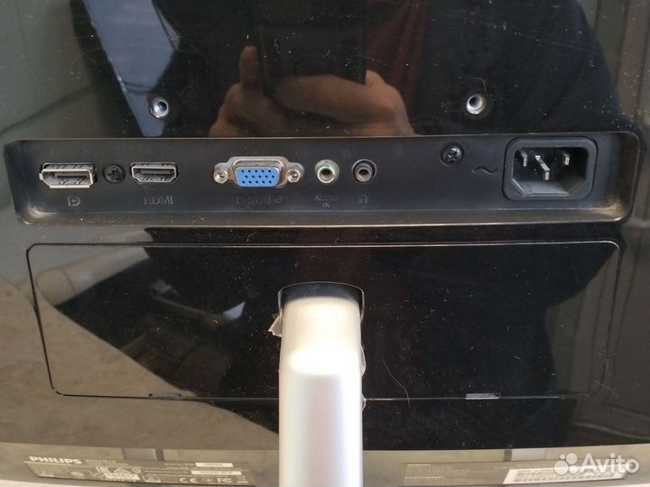 Монитор philips 328E