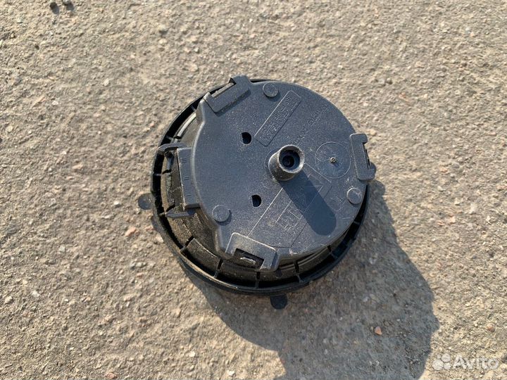 Мотор правого зеркала Polo (Sed), Polo (HB)