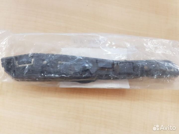 Крепление бампера Renault Logan 05-14