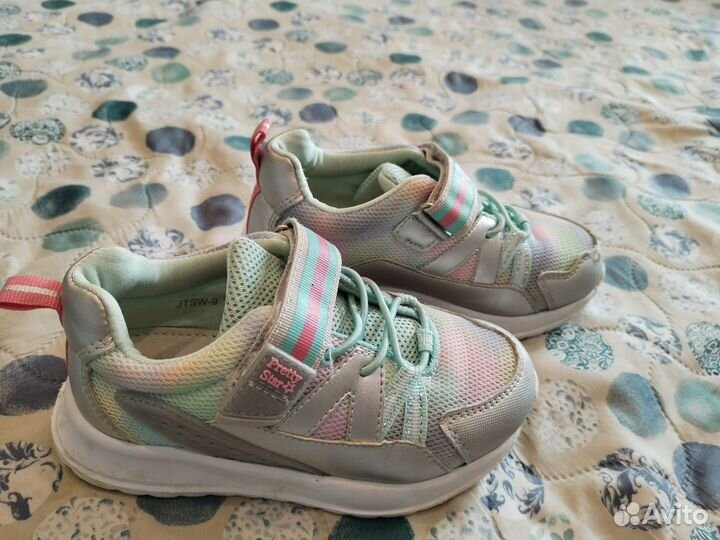 Кроссовки для девочки р. 27