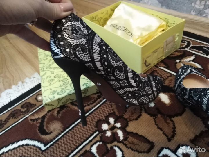 Туфли женские