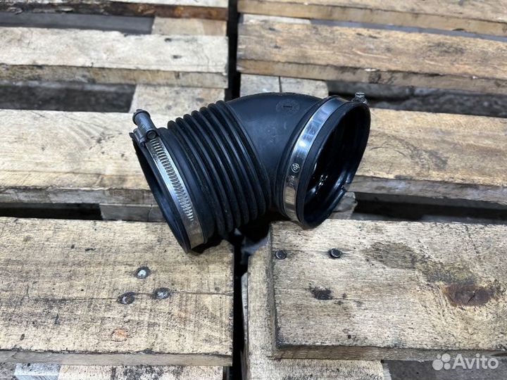 Патрубок впускной системы Bmw 1 E87 N46B20 2004