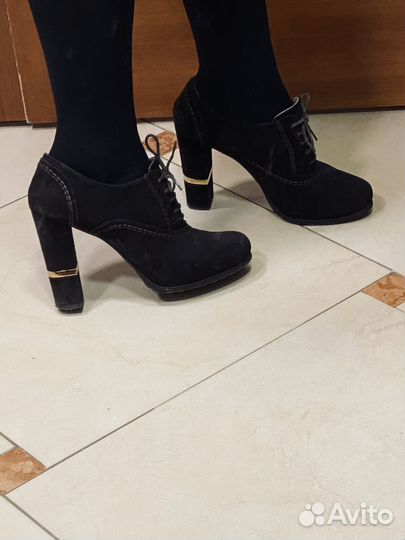 Ботинки женские