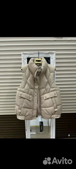 Жилетка женская новая