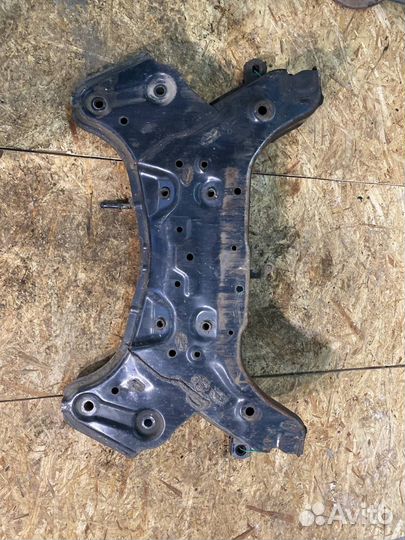 Балка подмоторная solaris (2010) 62400-1R000