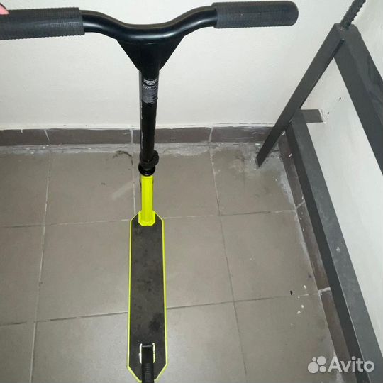 Трюковой самокат