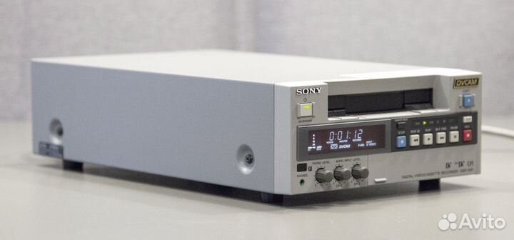 Dvcam видеомагнитофон Sony DSR-20P (DV/MiniDV)