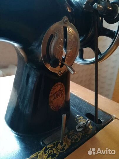 Швейная машинка