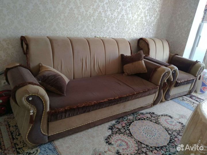 Диван и кресло