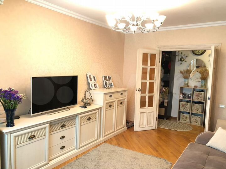 4-к. квартира, 100 м², 3/9 эт.