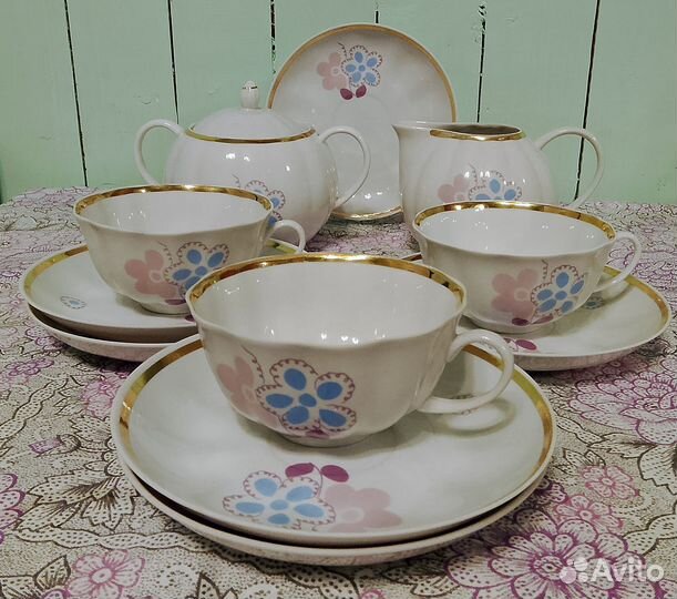 Остатки чайного сервиза. Дулево