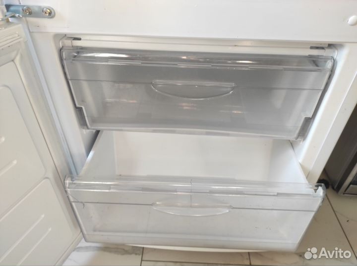 Холодильник Атлант двухкамерный б/у XM-4008-022