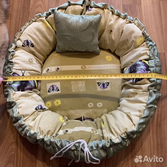 Лежанка для кошек и мелких собак