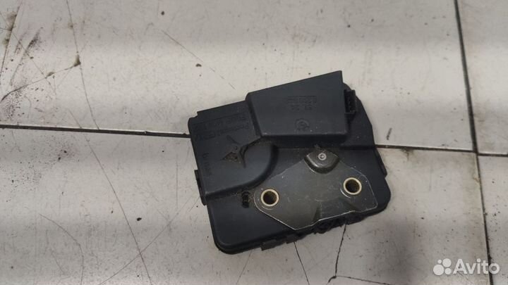 Замок двери багажника BMW 5 E60/E61