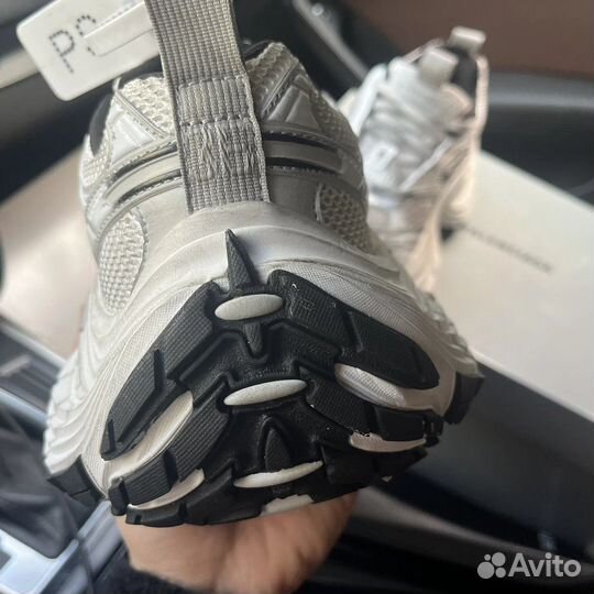 Balenciaga 10 XL grey