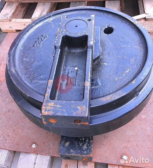 Ленивец Komatsu PC100US-3 226-30-12000