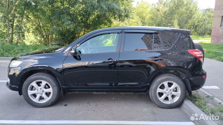 Toyota RAV4 2.0 CVT, 2010, 190 000 км