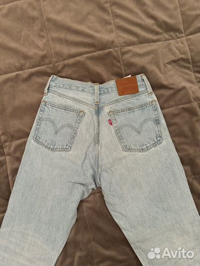 Джинсы levis