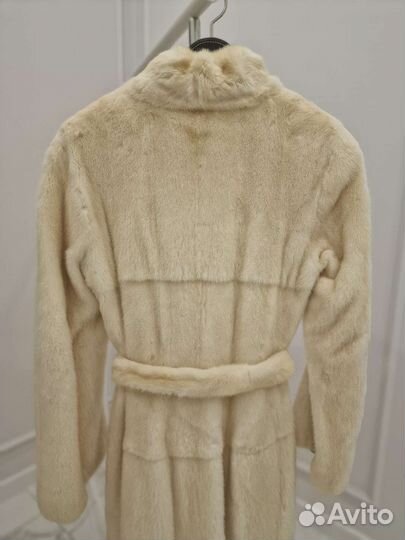 Шуба норковая белая италия