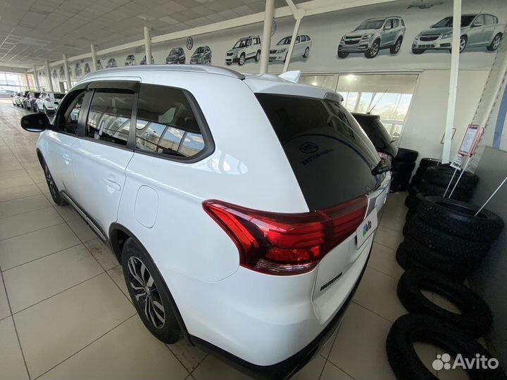 Mitsubishi Outlander 2.0 CVT, 2019, 107 000 км