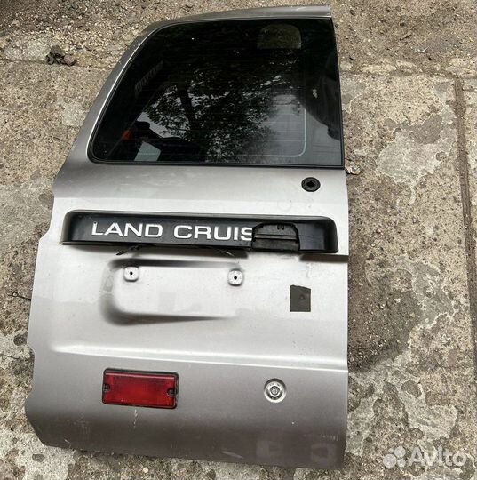 Дверь багажника Toyota Land Cruiser 105
