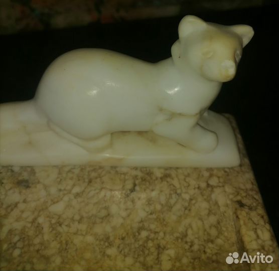 Статуэтки из мрамора