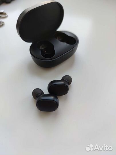 Беспроводные наушники xiaomi
