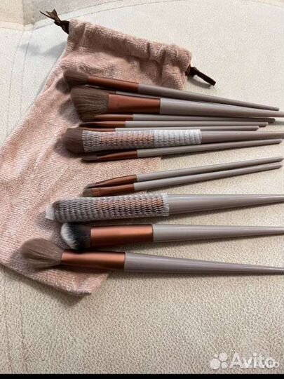 Новый набор кистей для макияжа