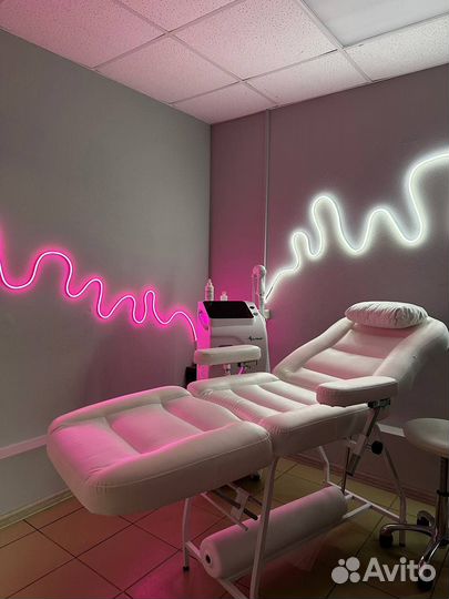 Косметологическая кушетка