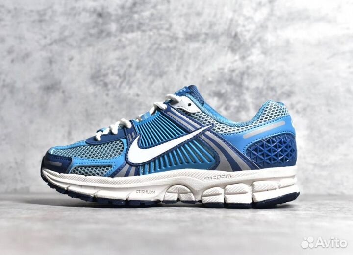 Nike Air Zoom Vomero 5