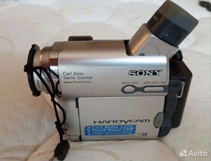 Видеокамера Sony handycam DCR-HC15E