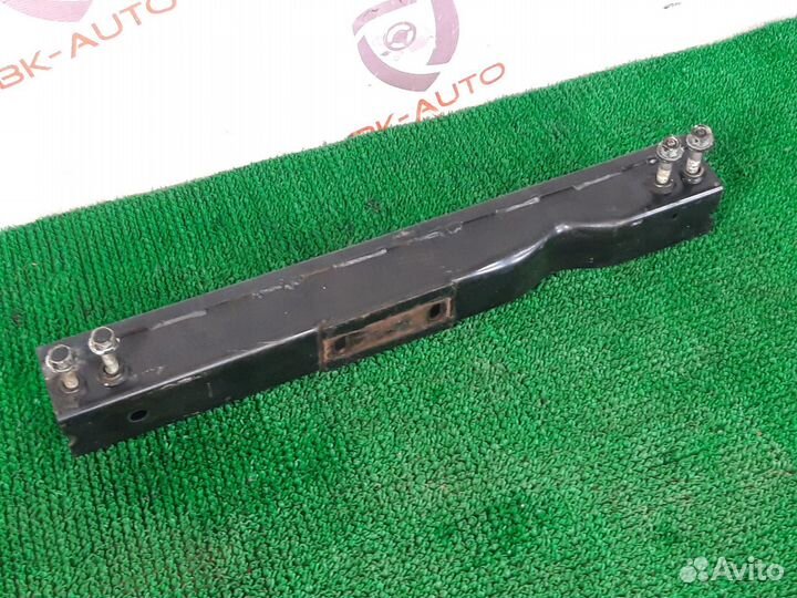 Балка АКПП поперечная Cadillac Escalade GMT800