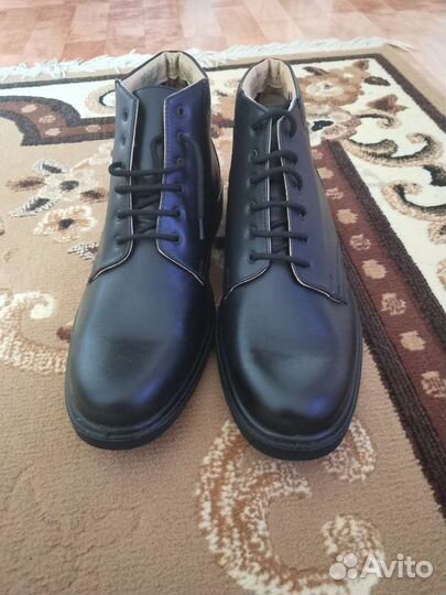 Военные ботинки