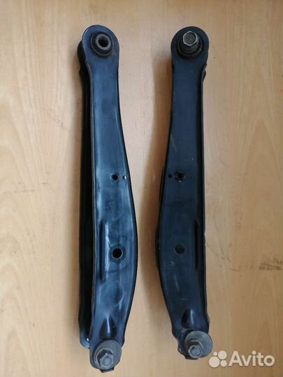 Рычаг задний нижний Toyota altezza/mark