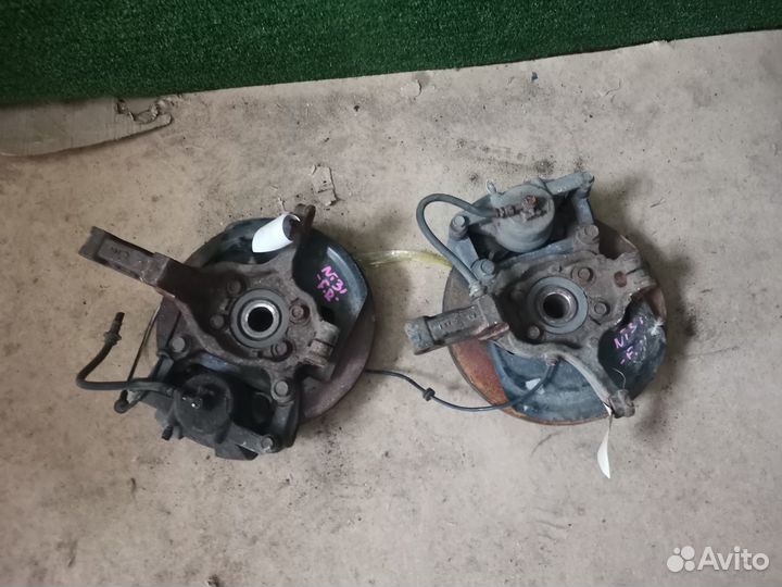 Кулак передний левый правый Nissan X-Trail T31