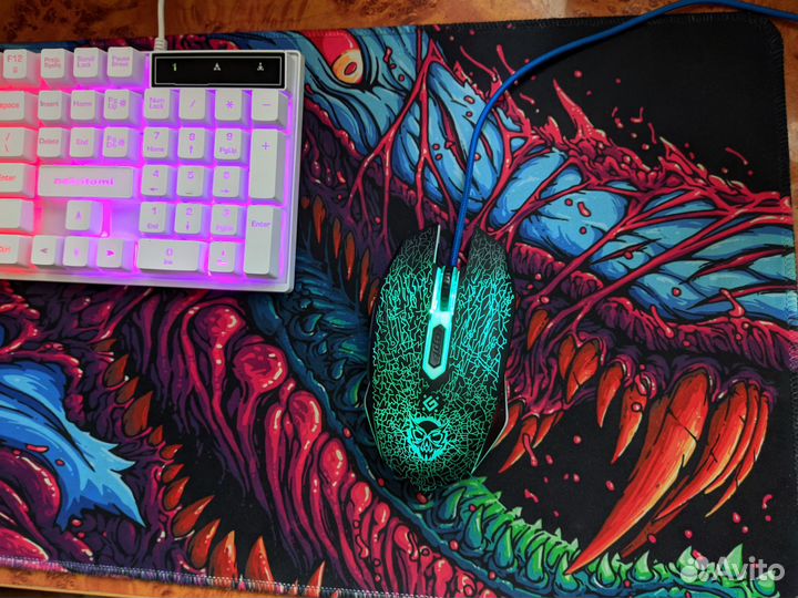 Клавиатура,Коврик для мыши,Мышь Проводная