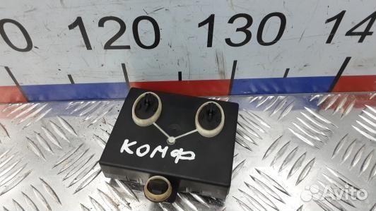 Блок комфорта audi Q7 (8AD10M303)