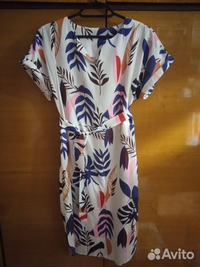 Платье женское 46 размер