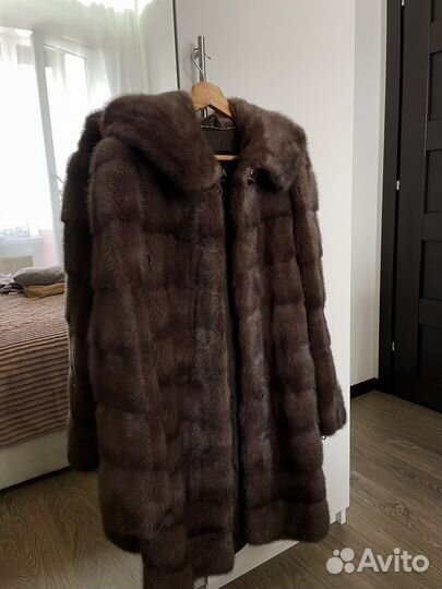 Шуба норковая с капюшоном