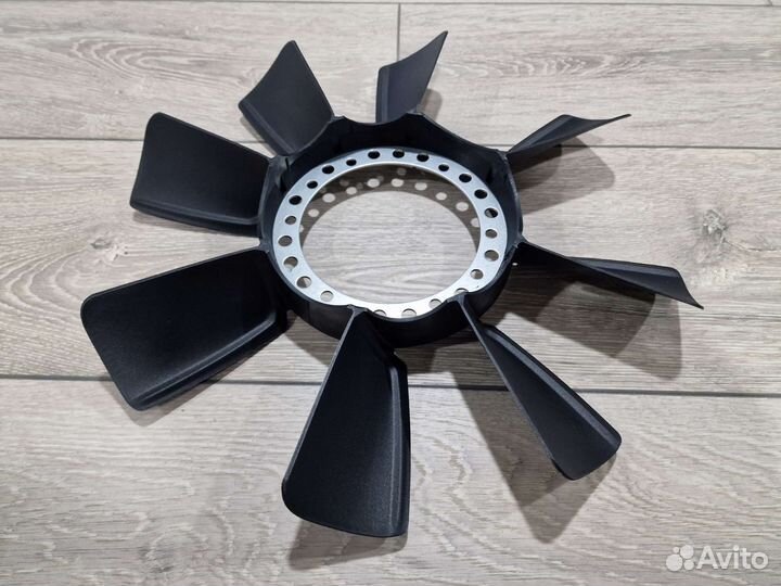 Крыльчатка вентилятора 2.4 2.6 2.8 Audi, VW, Skoda