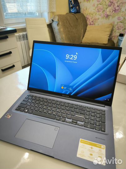 Лёгкий ноутбук 17 Asus