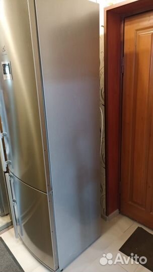 Холодильник бу Electrolux EN53853AX