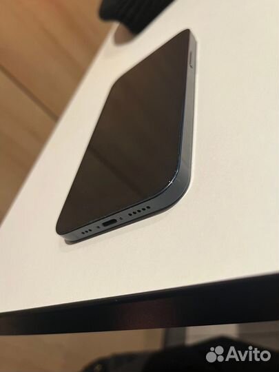 iPhone 12, 64 ГБ
