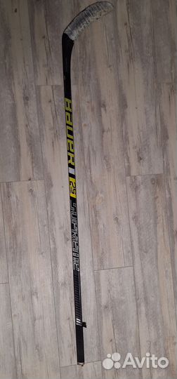 2 клюшки Bauer