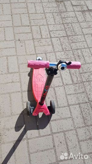 Самокат детский трехколесный б/у m- cro